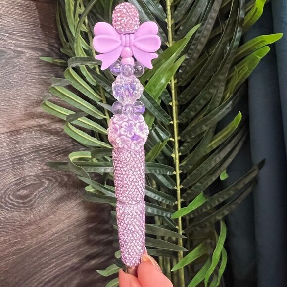 💜🎀 Purple Bow Bling Custom Beaded Pen with Fancy Double-Sided Purple Bow 🎀💜 - Picture 1 of 7